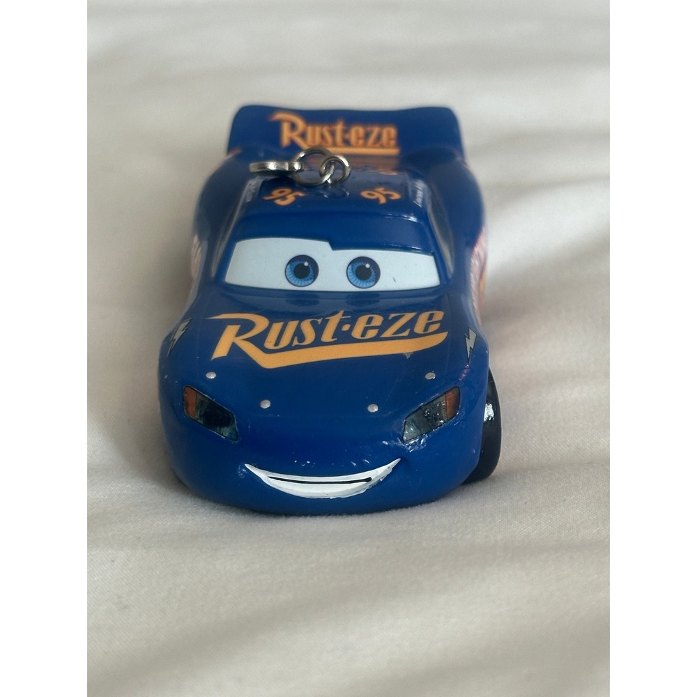 Disney Pixar Cars Fabulous Lightning McQueen‎ Blue Diecast Ornament Keychain #95